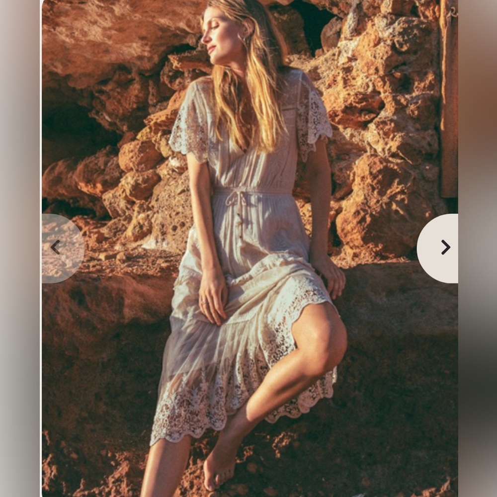BNWT Absolutely stunning BNWT Spell Designs Maggie lace midi dress XS